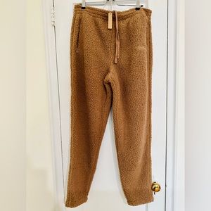 NWT SKIMS Teddy Jogger